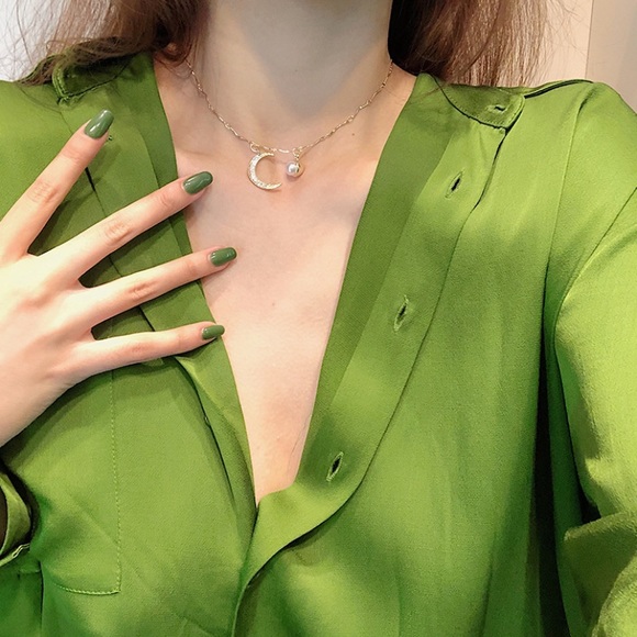 💕LAST ONE Moon Faux Pearl Necklace - Picture 3 of 14